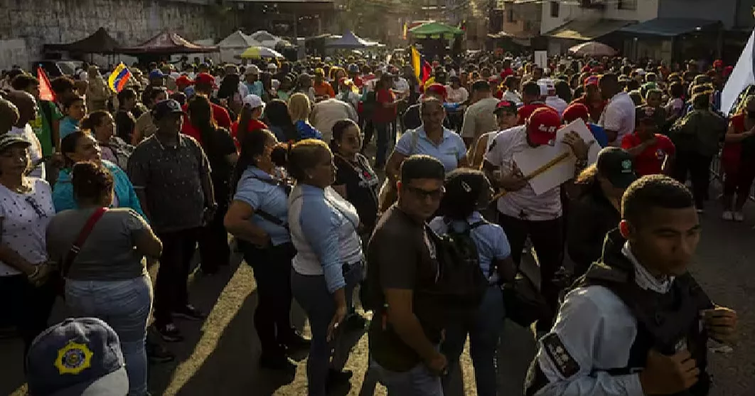 At least 23 killed, several injured in store fire in Mexico
