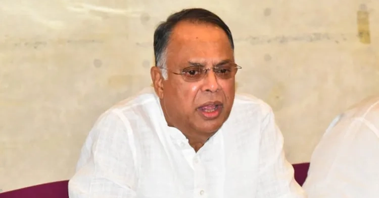 Energy Minister meets LPG importers amid supply crisis, price hike