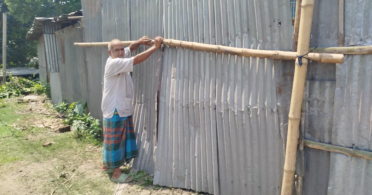 Nor'wester wreaks havoc in Lalmonirhat, hundreds of houses damaged