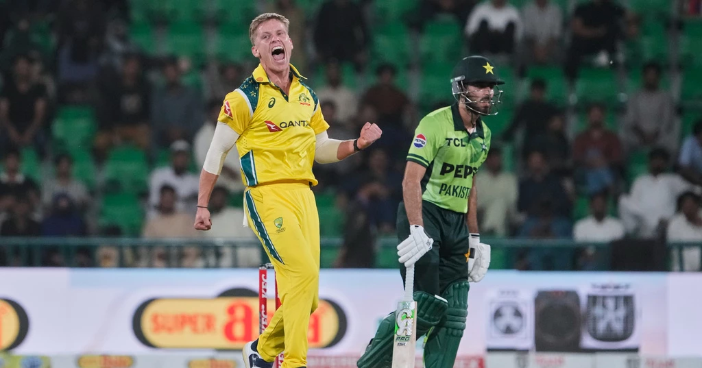Nathan Ellis leads Australia to 41-run win over Pakistan, levels ODI series