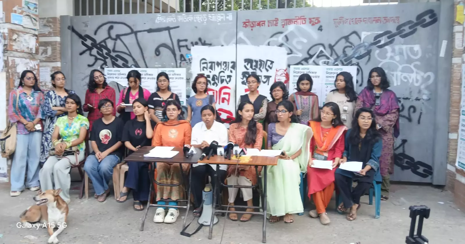 DU female students demand complete abolition of ‘evening curfew’