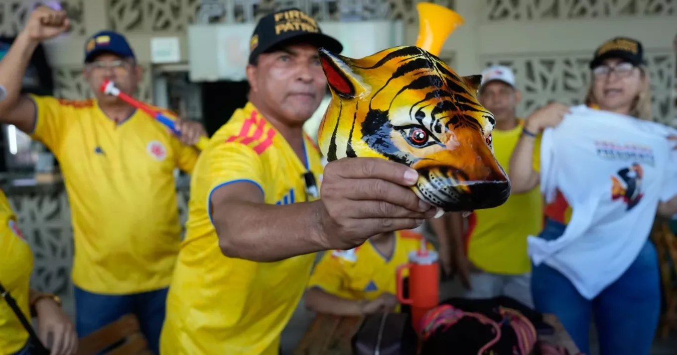 Pro-Trump-backed candidate leads Colombia election amid dispute over results