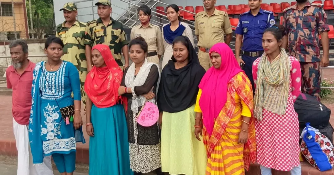 7 Bangladeshis return home through Beanpole after serving jail terms in India