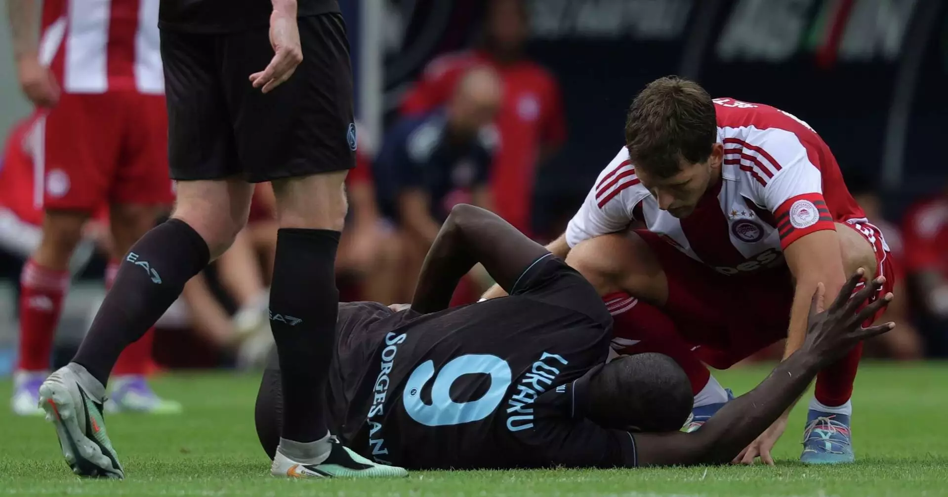 Napoli forward Lukaku may undergo surgery following thigh injury