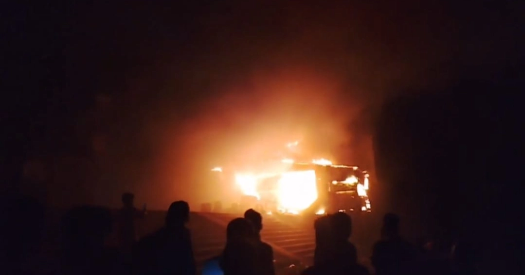 9 shops gutted in Habiganj fire