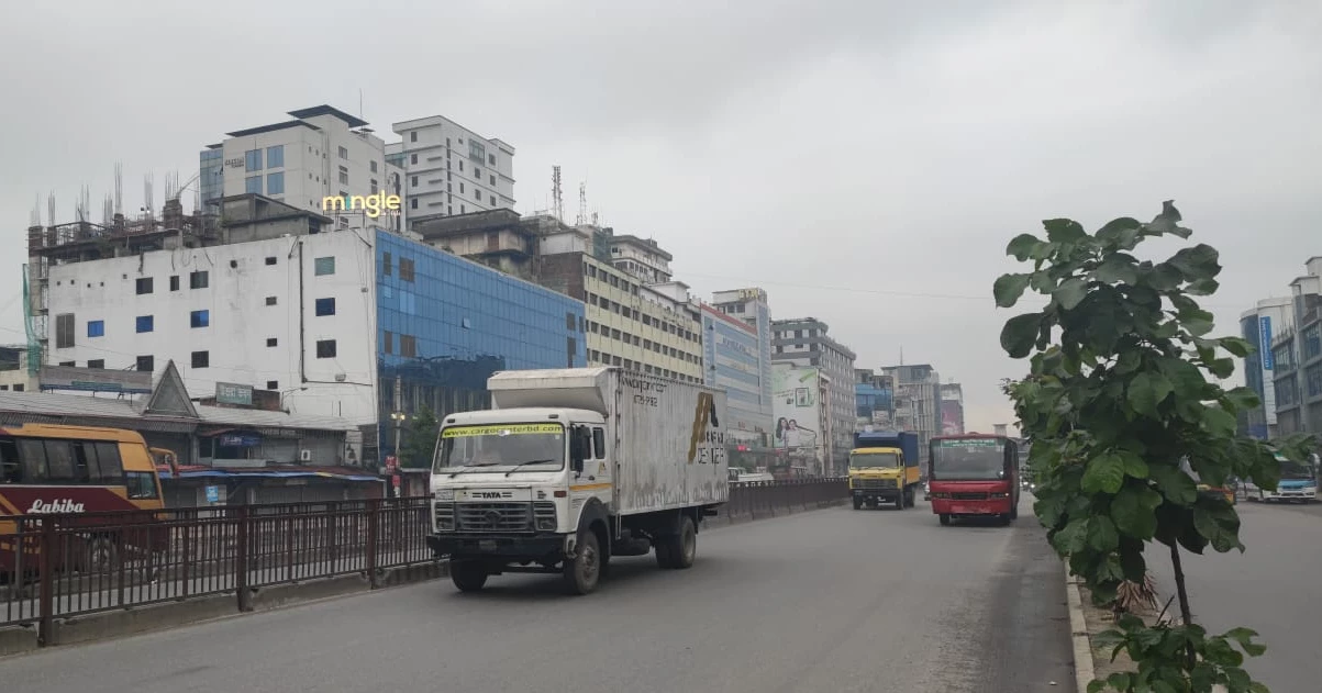 Moderate air quality recorded in Dhaka