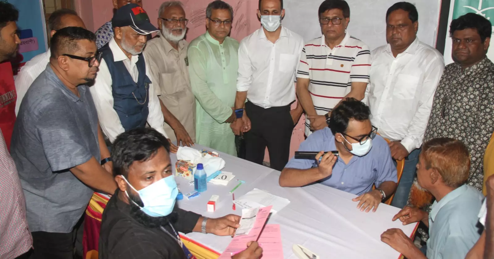 Ziaur Rahman Foundation provides free eye care to 5,000 underprivileged people in Bogura