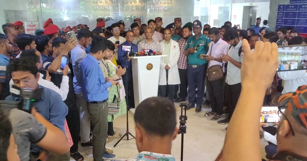 Govt to ensure full support for injured firefighters: Home Adviser