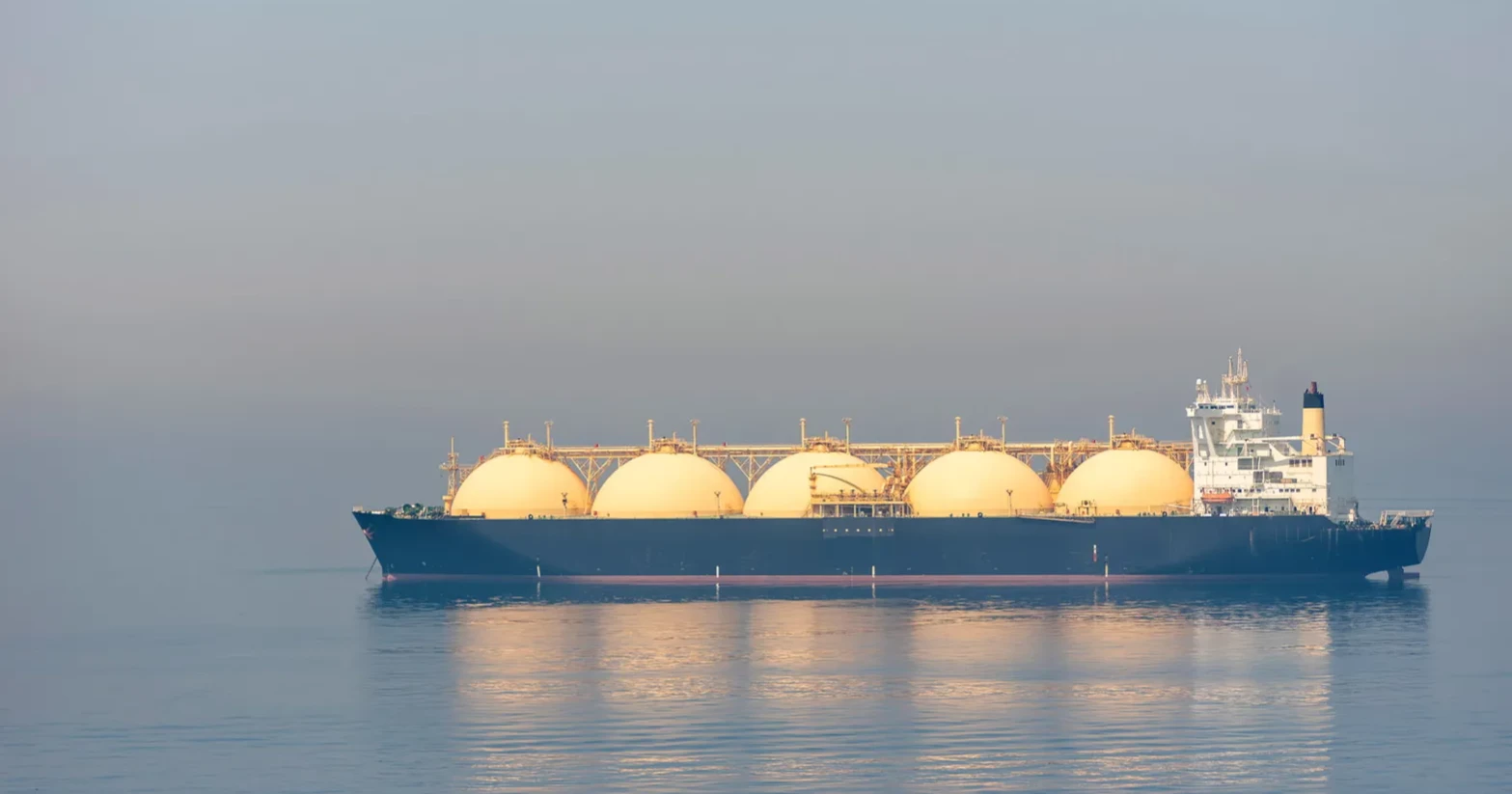 Cabinet committee approves purchase of 8 LNG cargoes from four intl suppliers