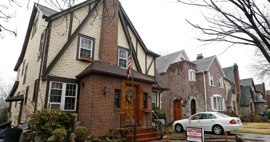 Trump's childhood home in New York sells for $1.93 million