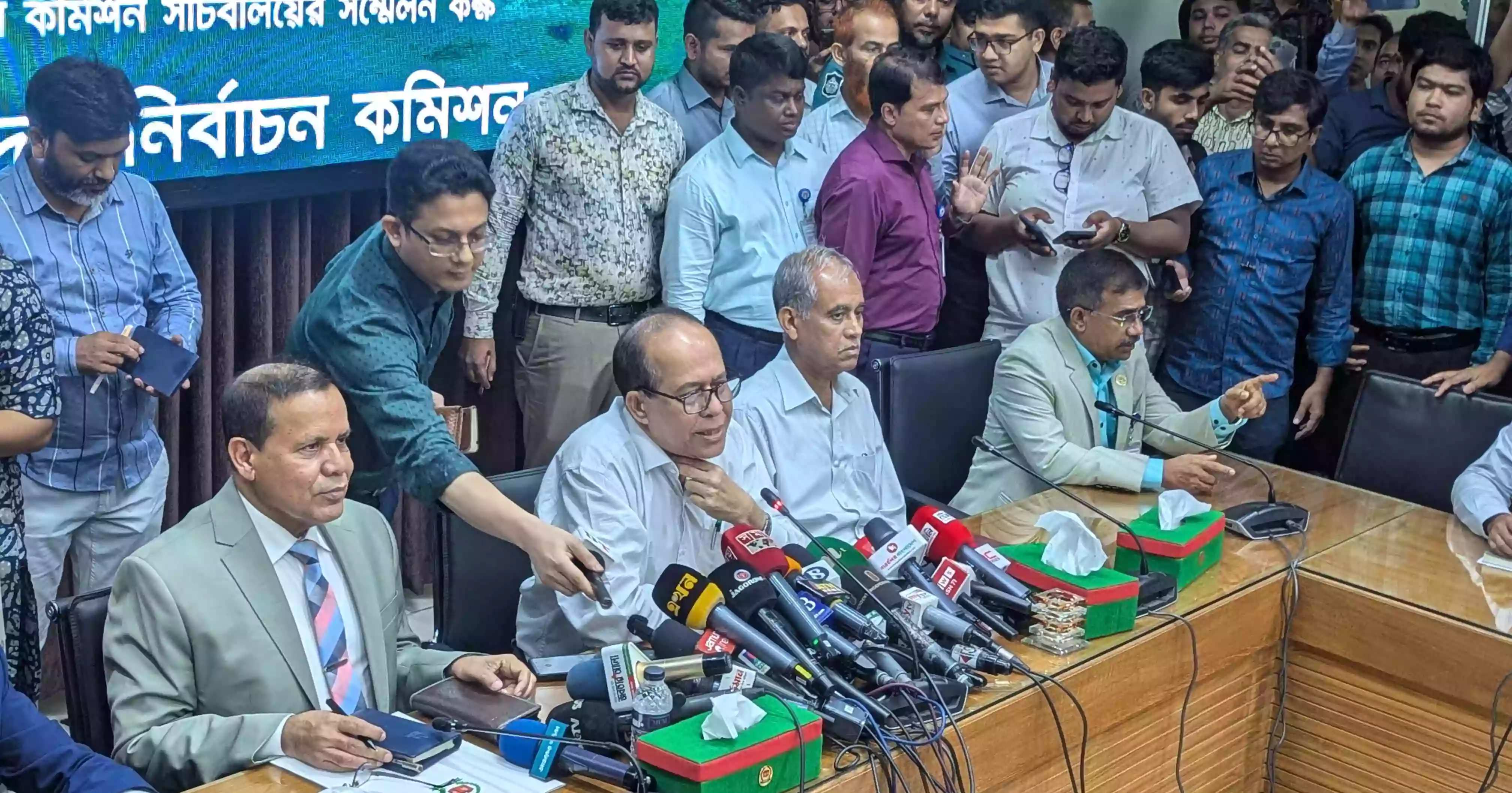 EC headed by Kazi Habibul Awal announces resignation amid controversy