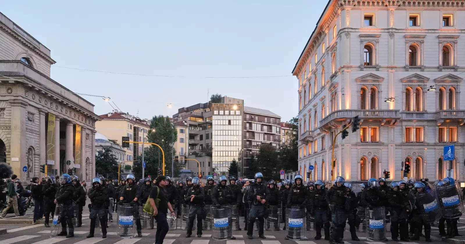 Soldiers guard Milan centre as thousands protest across European cities