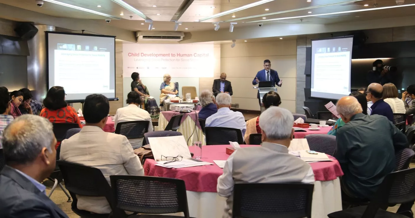 Early childhood investment can break poverty cycle, experts tell Dhaka workshop