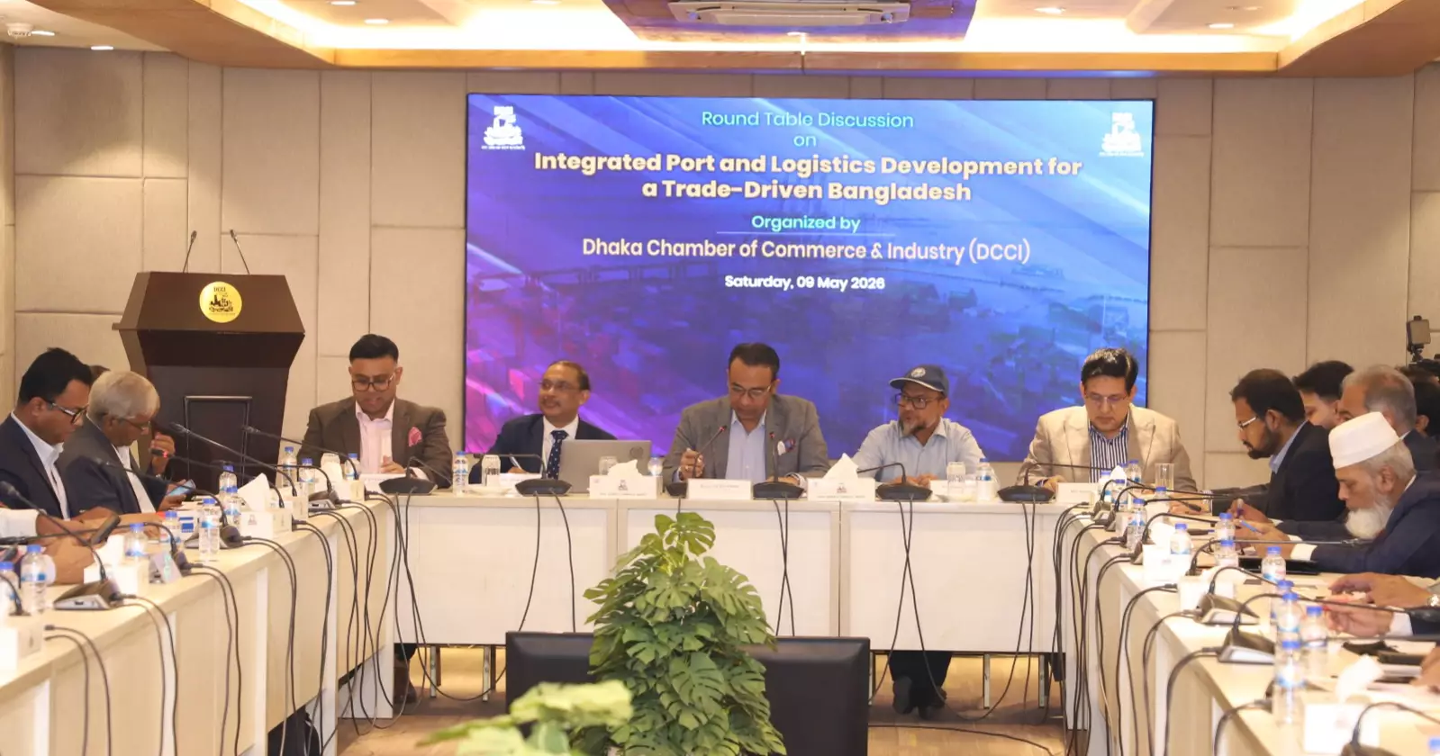 Speakers call for rail connectivity, private sector role in port management