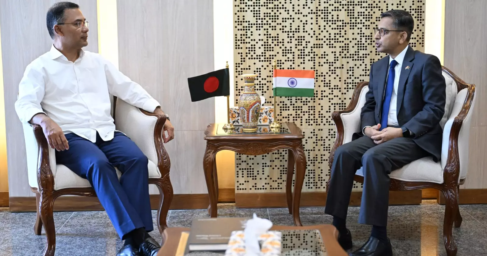 Indian envoy meets PM, discusses bilateral ties