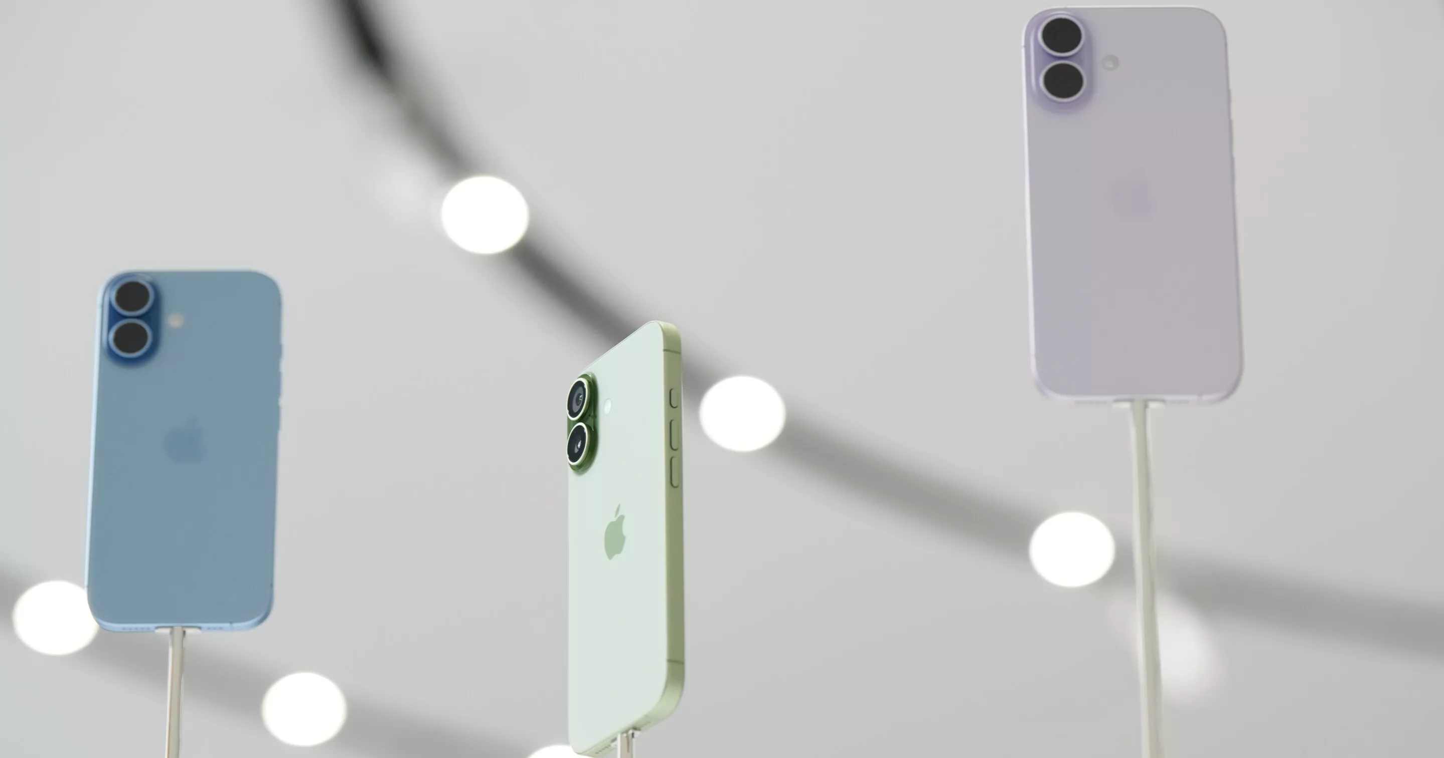 iPhone users can now screen unknown calls with iOS 26 update