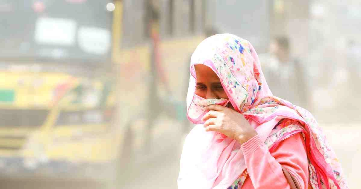 Dhaka's air 'unhealthy for sensitive groups'