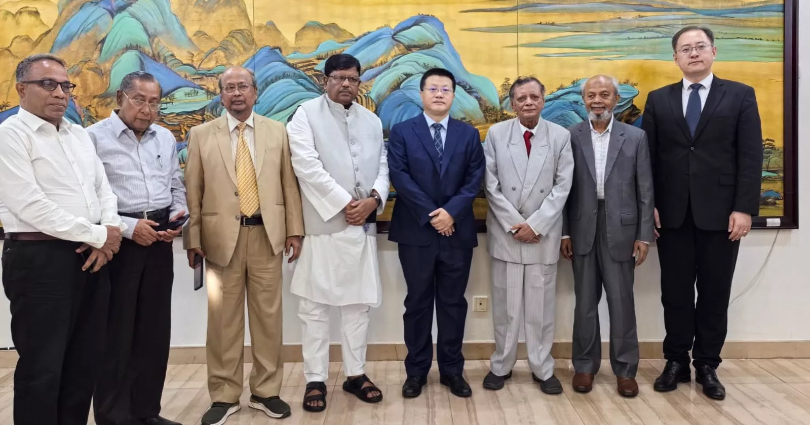 Ambassador Yao meets acting President of Bangladesh-China Friendship Association