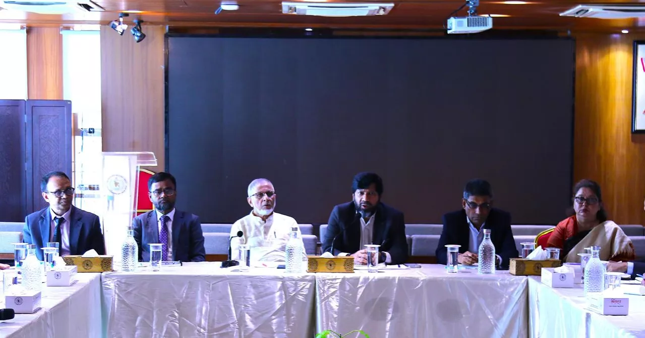 BSEC needs autonomy like central bank: Anisuzzaman