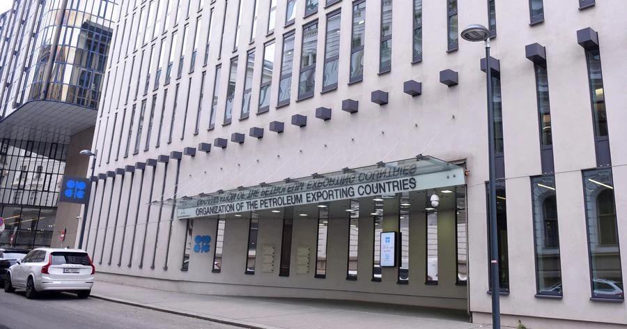 OPEC+ extends output cuts to support oil prices