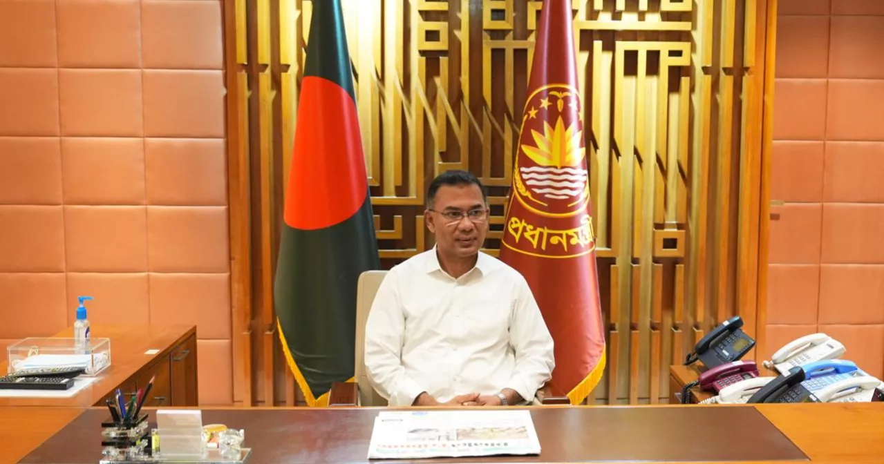 PM attends office at Armed Forces Division for first time