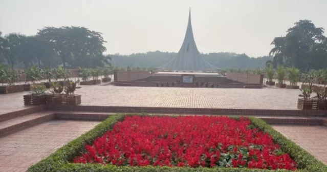 Morning traffic restrictions on Dhaka–Savar Route for Victory Day Floral Tribute
