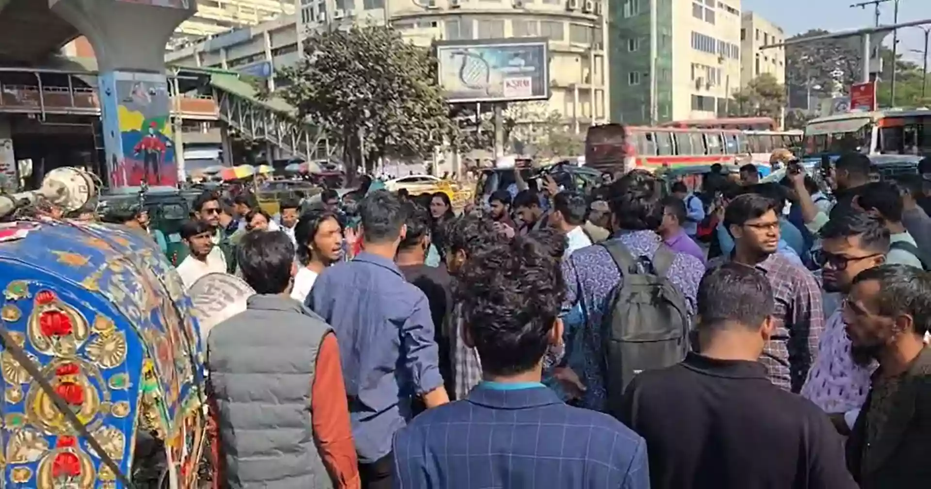 NCP student wing demands arrest of Hadi attackers; Shahbagh blocked