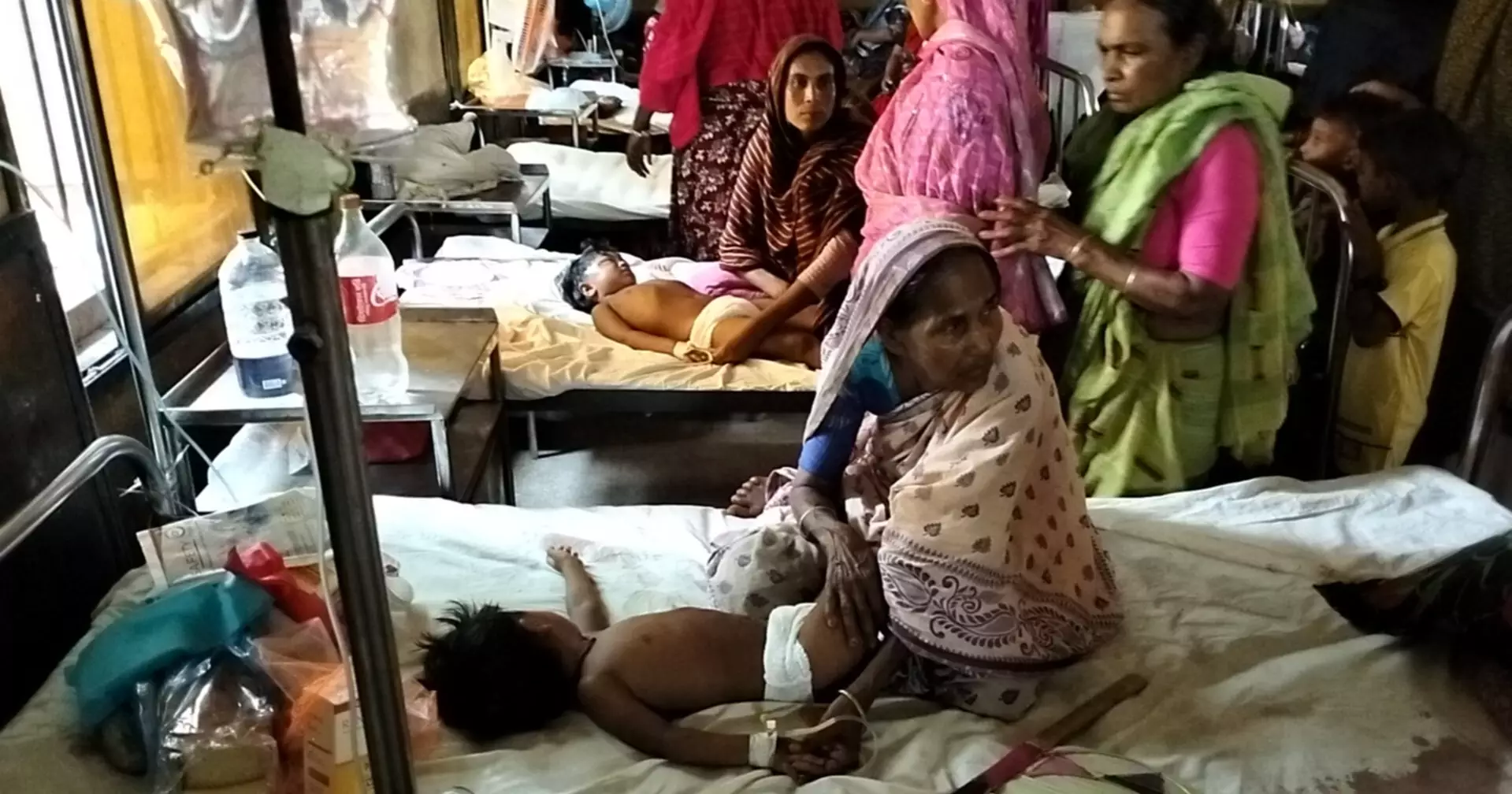 Man attempts suicide after ‘killing’ wife, stabbing  2 kids in  Kushtia