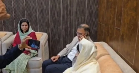 Tarique Rahman phones Chief Adviser upon homecoming 