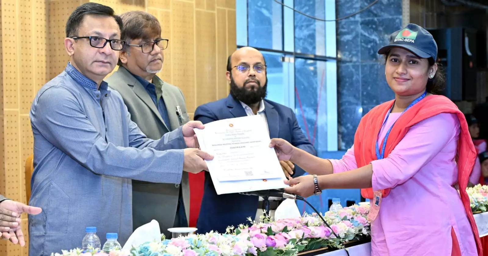 Govt to prioritise low-investment, high-employment industries: Industries Minister