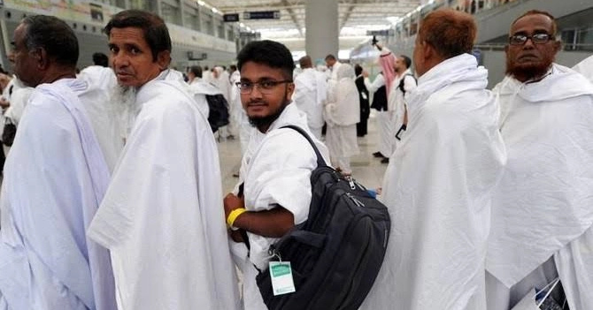 US-Bangla Tk 98,000 offer to transport pilgrims a 'plus point' for fare negotiations: Religious Affairs Secy