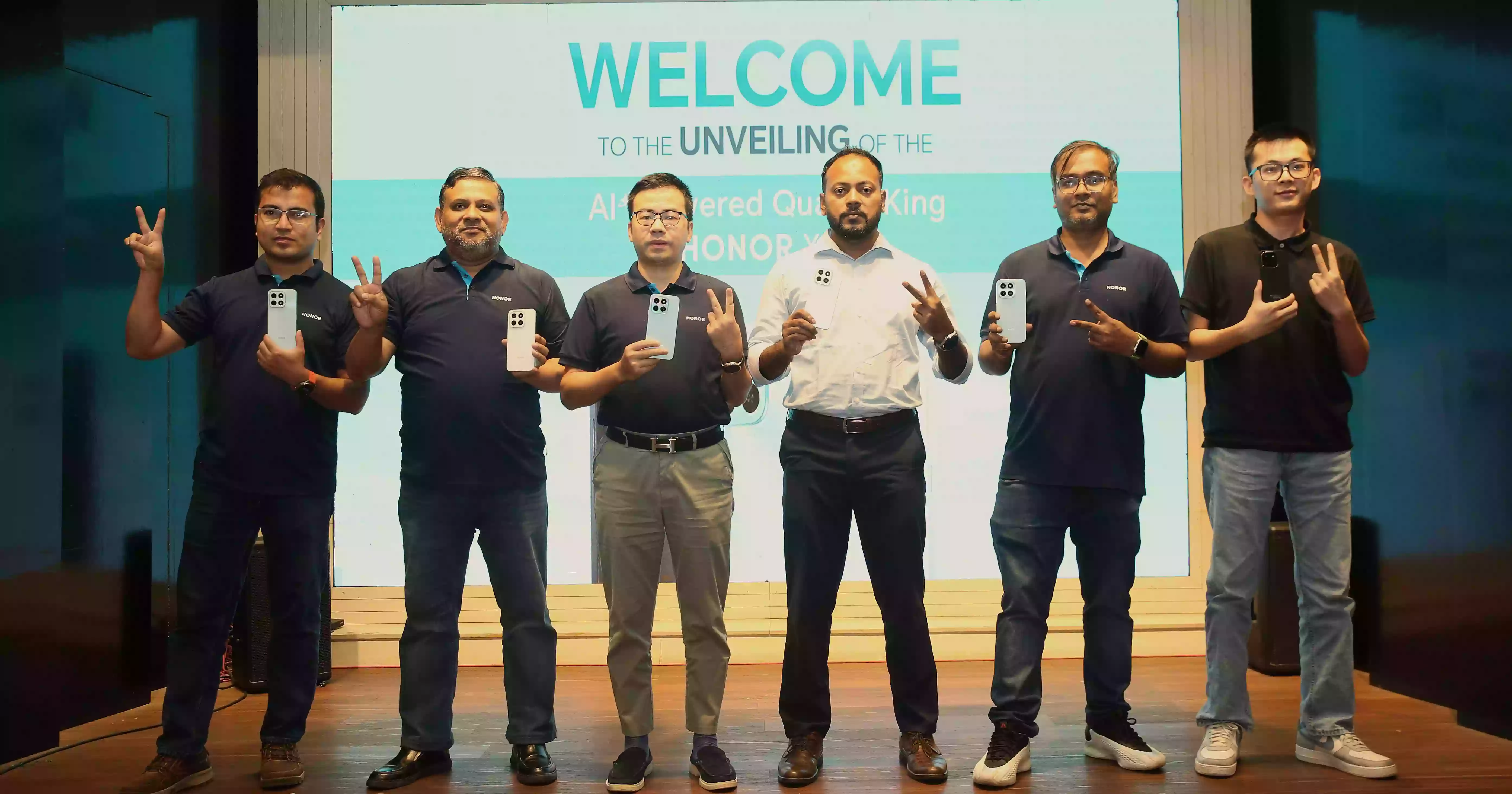 Honor launches AI-powered smartphone X6c in Bangladesh