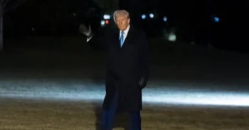 Trump says he's considering buying used planes to serve as Air Force One amid Boeing delays