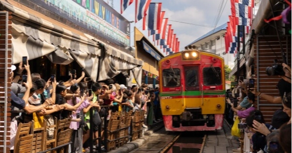Rising costs from Iran war threaten tourism recovery in Asia