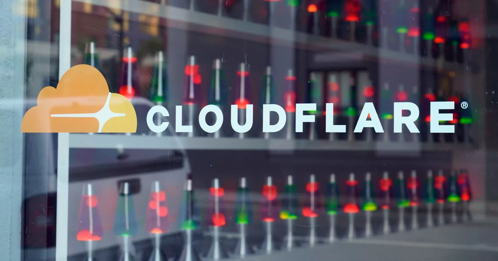 Cloudflare glitch disrupts access to major websites
