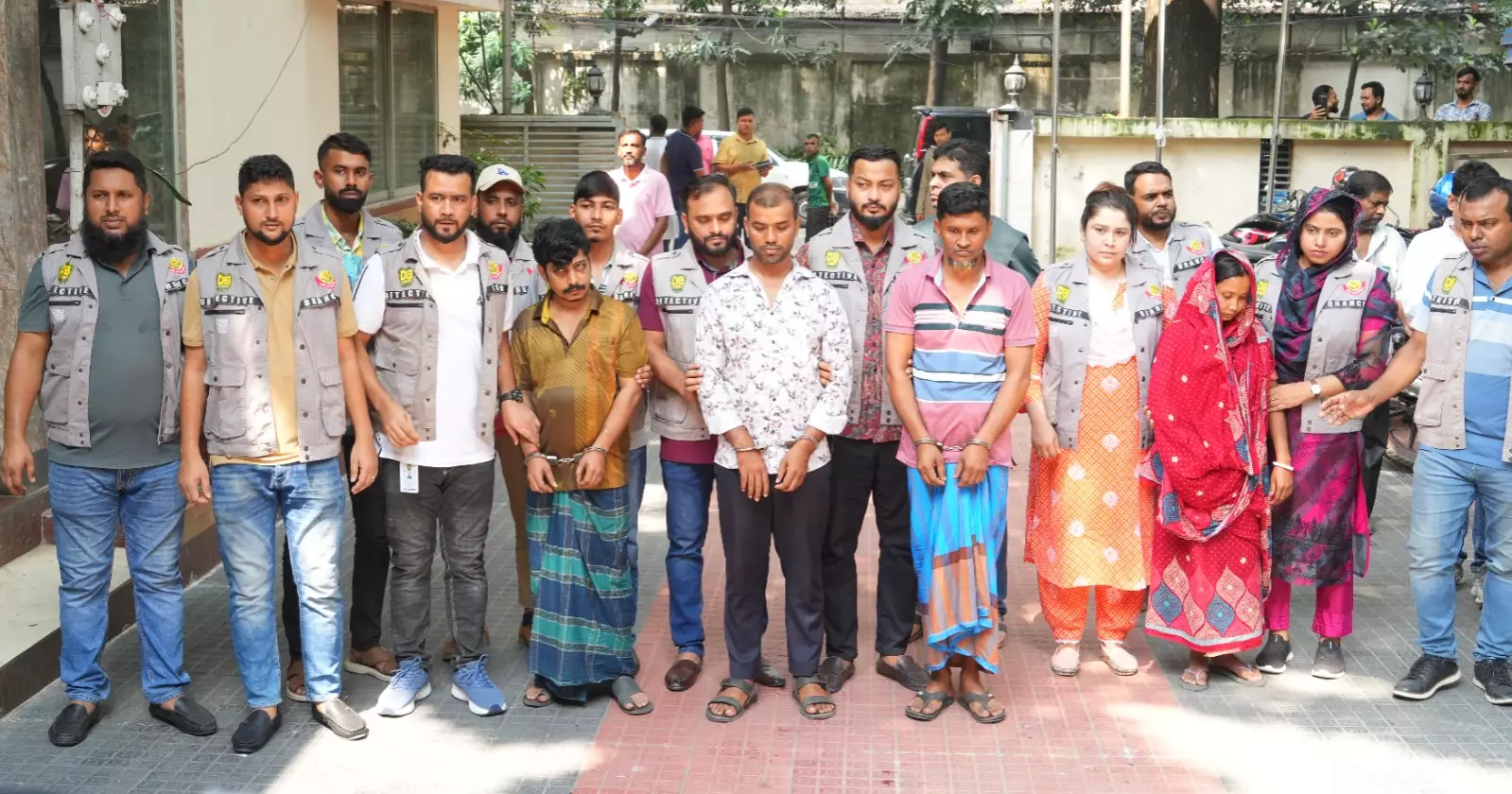 DB cracks Fortune Mall gold heist, recovers 190 bhori gold; 4 arrested