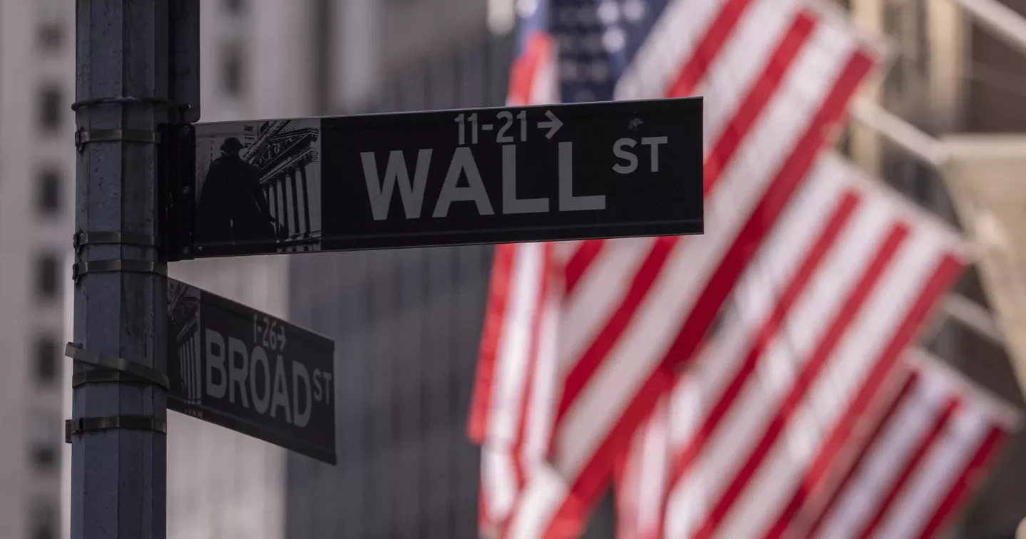 Asian markets mixed as Wall Street momentum stalls, Tesla drops