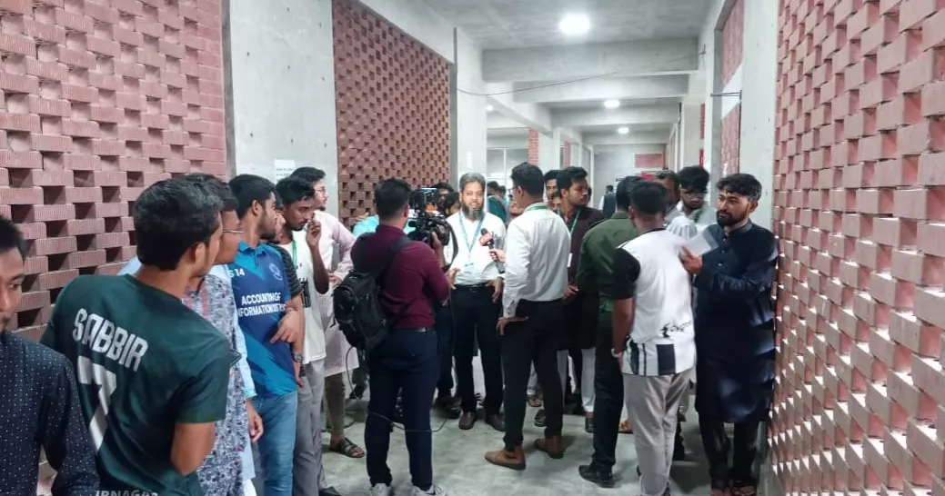 JUCSU polls: JCD leader held from Rabindranath Tagore Hall