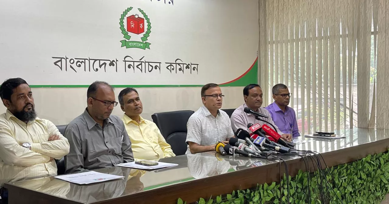 Formation of ‘election commission service’ sought for EC staff