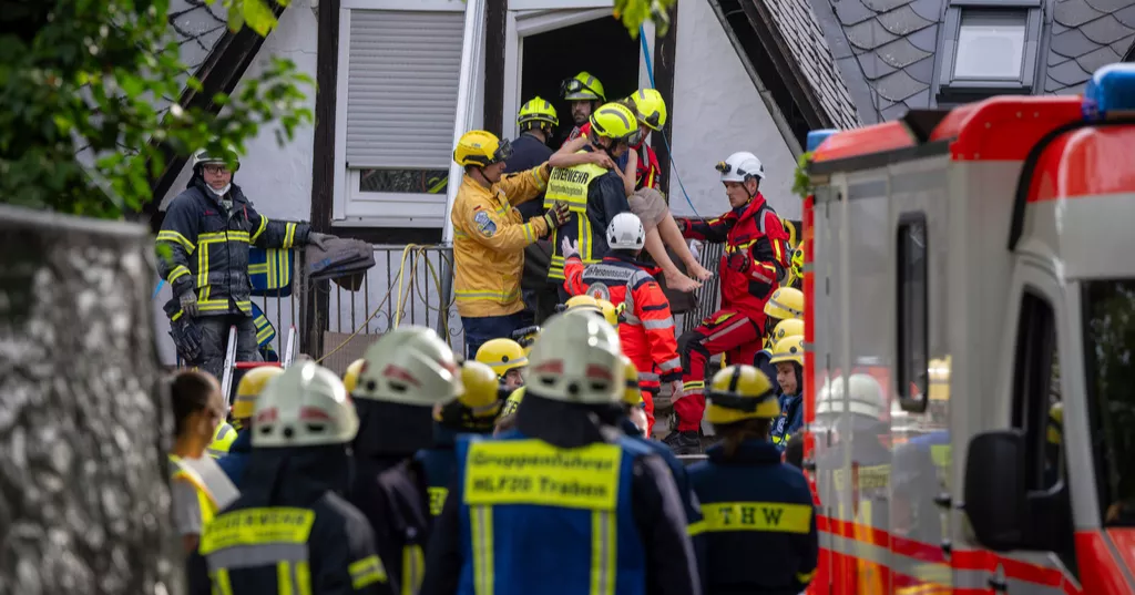 2 dead as part of hotel on Germany's Mosel River collapses