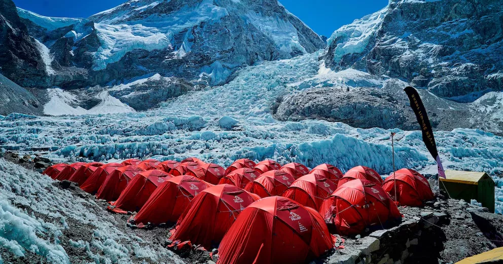 Huge ice block, rising costs fail to stop Everest climbers this season