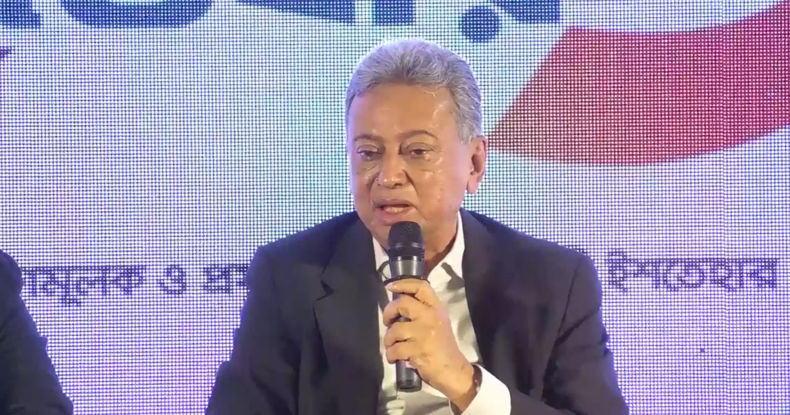 Constitution has no referendum provision, says Amir Khosru 