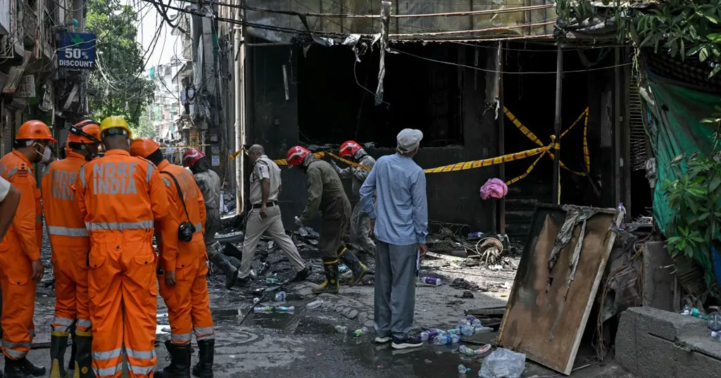 Bangladeshi victims of Delhi fire receiving treatment: High Commission