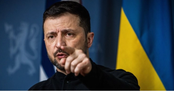 Zelensky accuses Russia of helping Iran target US, UK bases