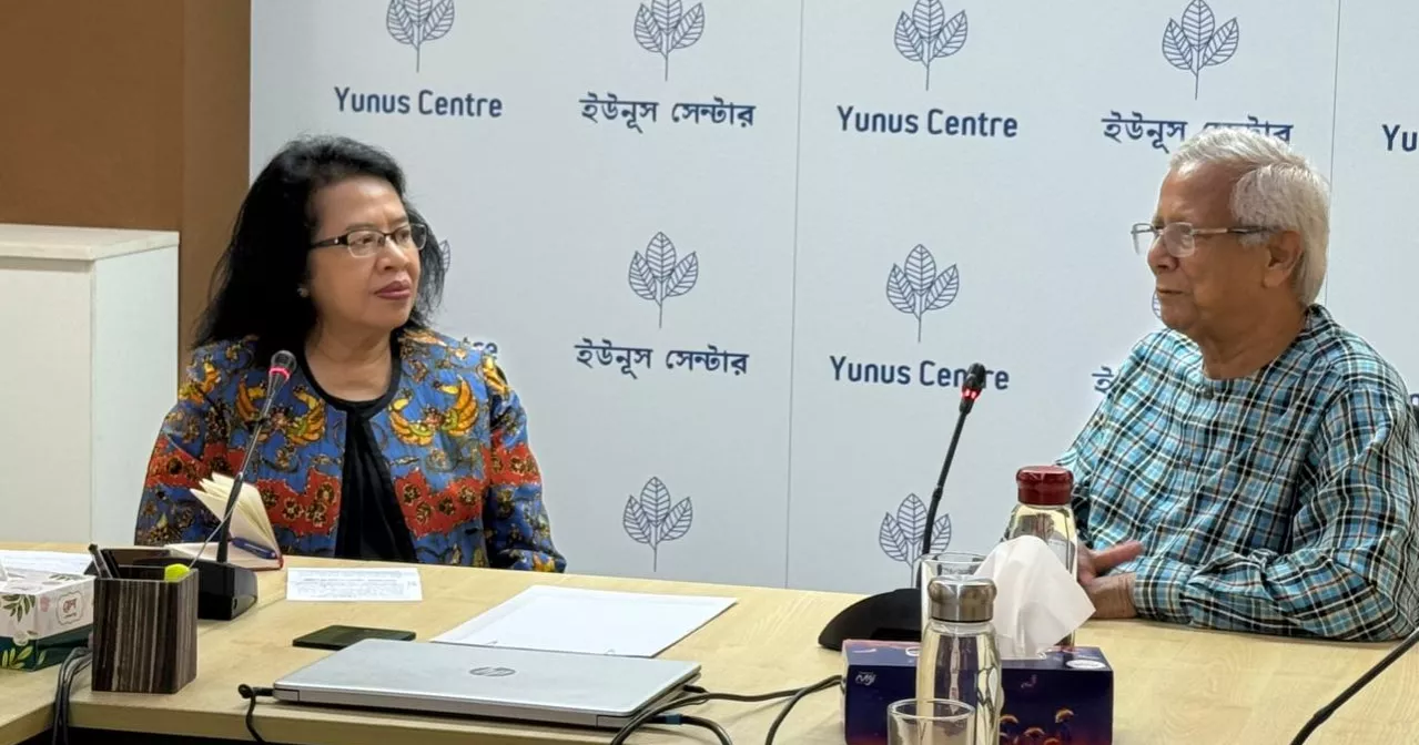 Indonesia seeks guidance from Prof Yunus on microcredit, social business