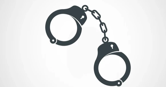 Two arrested for defrauding students with fake IELTS question papers