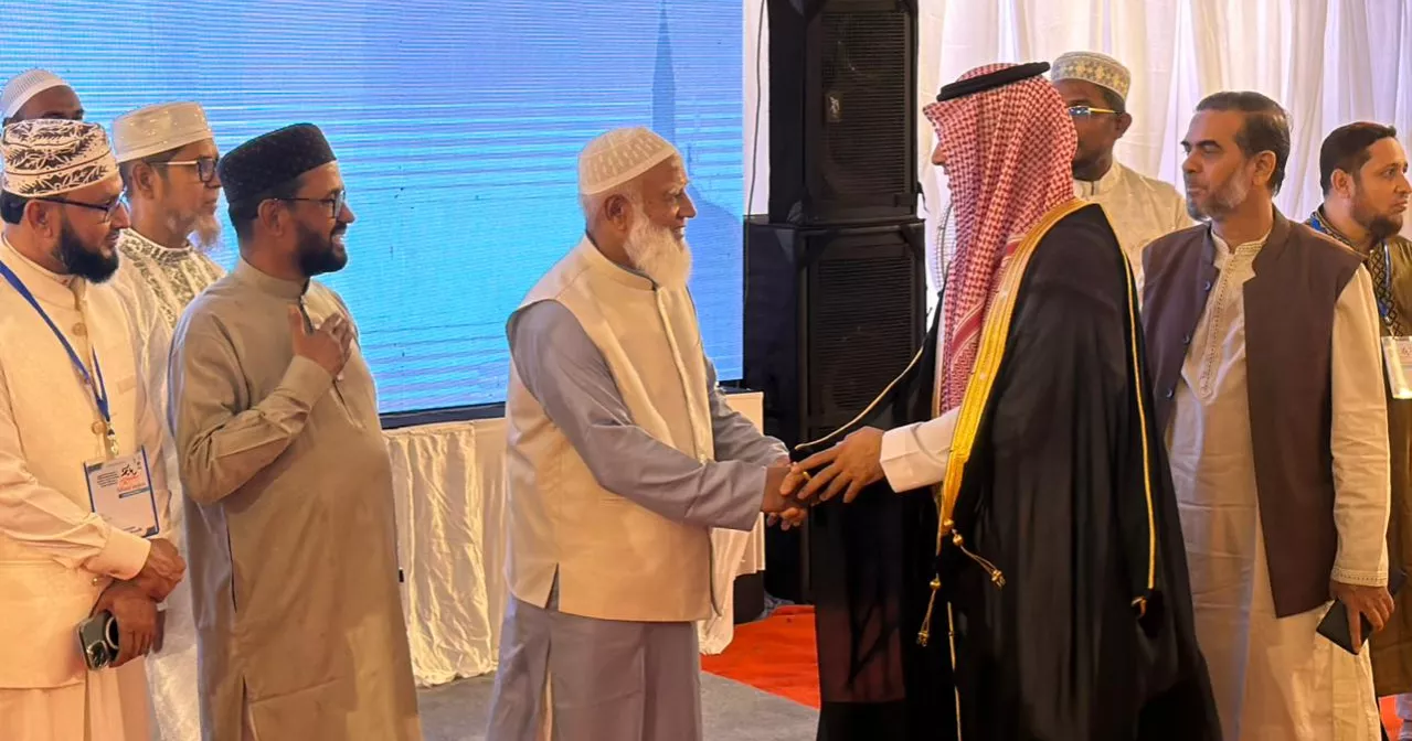 Jamaat Ameer exchanges Eid greetings with diplomats