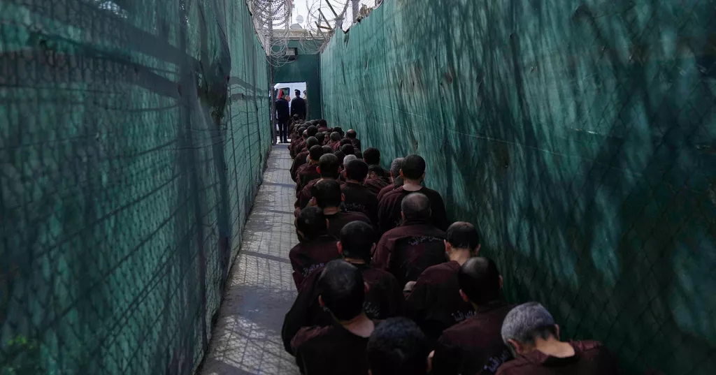 Iraq rejects Syria's request to repatriate 4,000 suspected IS detainees