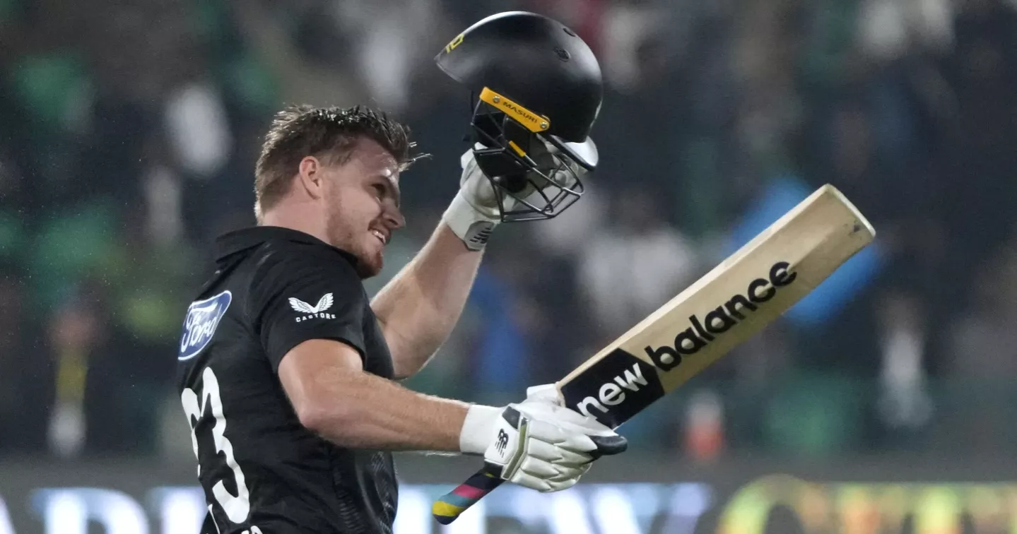 Phillips powers New Zealand's 78-run win over Pakistan ahead of Champions Trophy