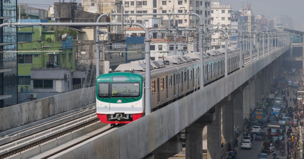 Cloth on power line halts Dhaka metro rail service for 15 minutes